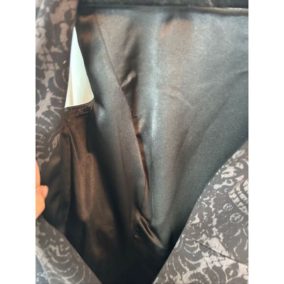 Tahari work dress classy stylish sleeveless size 2 - Picture 6 of 6